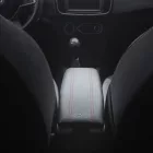 RATI ARMSTER 3 accoudoir FIAT 500 HYBRID 2026-  [noir,cuir végtalien,coutures rouges]