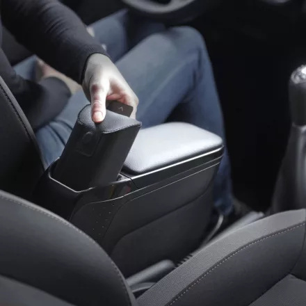 RATI ARMSTER 2 accoudoir OPEL FRONTERA 2024-  [noir,cuir végétalien]