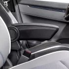 RATI ARMSTER 3 accoudoir OPEL FRONTERA 2024-  [noir,cuir végétalien,coutures rouges]