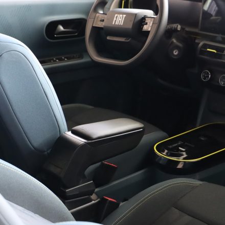 RATI ARMSTER S accoudoir FIAT GRANDE PANDA ELECTRIC 2024-  [noir,cuir végétalien]