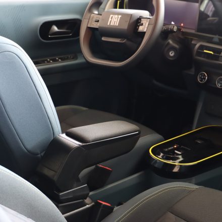 RATI ARMSTER S accoudoir FIAT GRANDE PANDA HYBRID 2024-  [noir,tissu]
